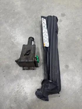 20782425 Gm Trucks 2011 - 2014 Chevy Silverado 3500 Jack And Tool It Complete As Pictured