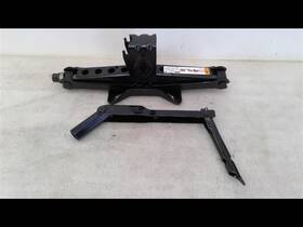 Gmc Truck 564.gm9a16 Jack And Tools Factory Kit Fits Acadia 2016 406563