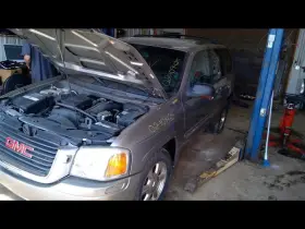 564.gm9e02 Gmc Truck 02 03 Envoy Jack And Tool Set