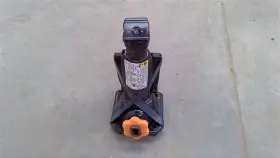 564.gm9f07 Gmc Truck Jack Fits 2007 Envoy
