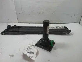 564.gm9y12 Gmc Truck Bottle Jack With Spare Tire Tools From 2012 Sierra 2500 Pickup 11979111