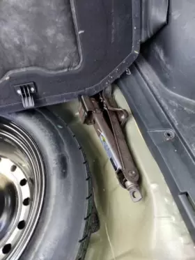 564.ho1412 Honda Cr-v 2012 Jack