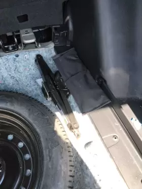 564.ho1417 Honda Cr-v 2017 Jack