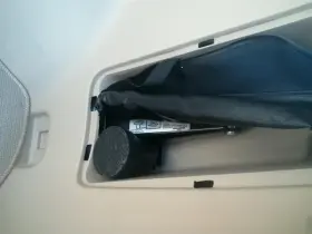 564.ho1505 Honda Cr-v 2005 Jack 275320701 No Foam Tray Spare Tire