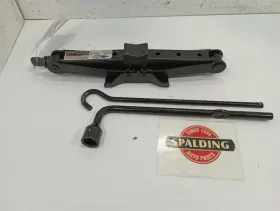 564.ho1o07 Honda 2005-2010 Odyssey Emergency Spare Tire Jack Tools Kit Set 10243813