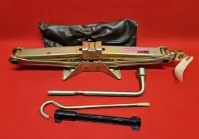 89000-s9a-a00 Honda 2002 - 2006 Cr-v Crv Emergency Spare Tire Scissor Jack And Tool Set Anodized