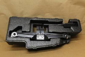 Hyundai 09100s2600 2021 - 2023 Santa Fe Spare Wheel Jack Lift Kit Oem