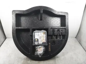 09149-2v900 Hyundai 2012-2016 Veloster Spare Tire Compressor With Tools And Storage Foam 09149