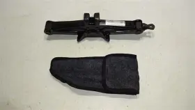 564.hy1s02 Hyundai Jack And Tool Kit Fits 02-05 Sonata 659907