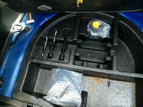 Hyundai 564.hy1w13 Veloster 2013 Jack 33837541 No Foam Tray Spare Tire