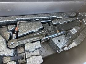 Hyundai 695.hy1420 Emergency Roadside Tools Toolkit Jack Lugwrench Santa Fe 2020 1014450