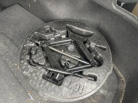 Hyundai 695.hy1s18 Emergency Roadside Tools Toolkit 2018 Sonata Jack Lugwrench 1029465