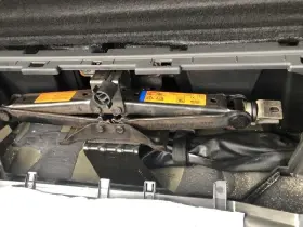 875208emergency Infiniti 695.in1j16 Qx60 2016 Tools Roadside Toolkit Jack And Lugwrench
