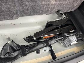 Infiniti 695.in1x15 Emergency Roadside Tools Toolkit 2015 Qx80 Jack Lugwrench 1028882