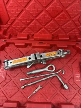 999501ja0a Infiniti 2013-2017 Fx37 Fx50 Qx70 Spare Wheel Jack Lift Wrench Tool Kit