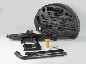 12.22.22.47 Jaguar 1997 - 2004 Xk8 Jack Scissor Lifting Emergency Tool Kit W Holder Foam