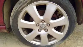 560-59766 Jaguar Wheel Road 17x7 Alloy 7 Spoke Flat Fits 04-08 X Type 10290552