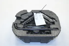 1r8a-17032-ab Jaguar 564.ja1p12 2010-15 Xf Portfolio 5.0l Lift Jack And Tool Kit With Foam Holder Container