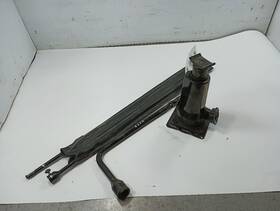 Jeep 564.am8597 Bottle Jack With Tools From 1997 Wrangler 11740802