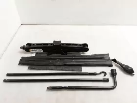 564.ch9212 Jeep Jk Wrangler Oem Rear Spare Tire Jack With Tools Assembly 2007-2017