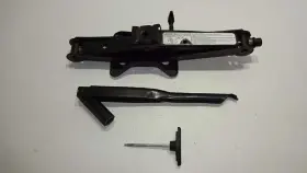 564.ch9400 Jeep/plymouth Truck Jack And Tool Kit Fits 00 Caravan/voyager 607993