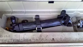 1038126951 Jeep/plymouth Truck 564.ch9708 Commander 2008 Jack No Foam Tray Spare Tire