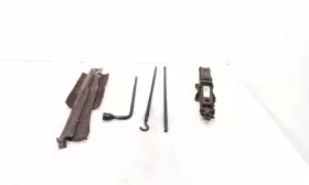68042097aa Jeep/plymouth Truck Jk Wrangler Oem Rear Spare Tire Jack With Tools Assembly 2007-2017