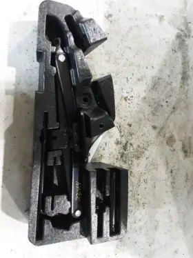 09110c5000 Kia 2016-2020 Sorento Scissor Jack With Tools Kit Set Assembly Oem