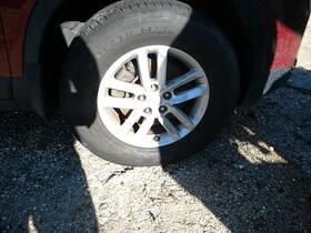 Kia 560-74685b Wheel 17x7 Alloy Without Fits 14-15 Sorento 104948412