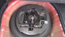 Kia 91101m100 2010 - 2013 Forte Jack And Tool Kit Complete As Pictured Oem