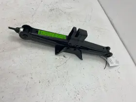 9110s8000 Kia 2020-2024 Telluride Spare Emergencey Tire Jack / Tool And Bag Oem 9110s8000 Kia 2020-2024 Telluride Spare Emergencey Tire Jack / Tool And Bag Oem