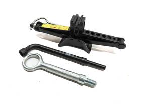 Land Rover Ej32-17080-ad 15-23 Discovery Sport L550 Tire Scissor Jack With Tow Eye And Lug Wrench