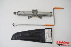 09111-33010 Lexus Scissor Jack Assembly With Handle And Tool Kit Fits 1992-1996 Es300 537975