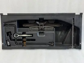 564.le1507 Lexus 2006 2007 2008 2009 Rx400h Spare Tire Jack And Tools With Box