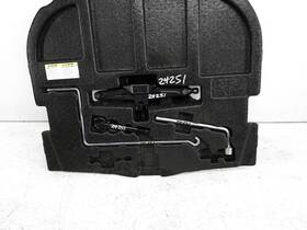 Lexus 64779-06090 2016-2018 Es350 Storage Compartment Spare Jack And Tool Set
