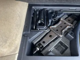 695.le1114 Lexus Emergency Roadside Tools Toolkit 2014 Rx350 Jack Lugwrench 1028227
