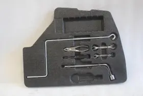 695.le1h02 Lexus 2002 2003 2004 2005 2006 Es300 Es330 Spare Tire Tools With Holder