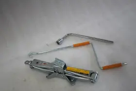 695.le1u99 Lexus 1996 1997 1998 1999 2000 Sc300 Sc400 Spare Tire Jack Handle Lug Wrench