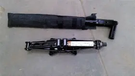 564.fd2l12 Lincoln Jack And Tools Factory Kit Fits Mkz 2012 331045