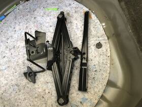 Lincoln 695.fd2m19 Emergency Roadside Tools Toolkit Jack Lugwrench Mkt 2019 961961