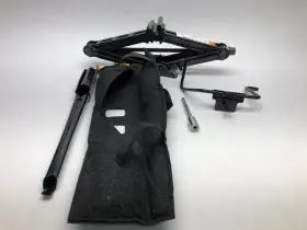 8a83-17006-ac Lincoln 2009 - 2016 Mks Emergency Spare Tire Scissor Jack Tool Kit And Lug Wrench