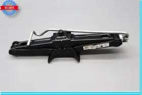 M156 Maserati 2014-2019 14-19 Quattroporte Emergency Spare Wheel Tire Lift Jack Tool Oem