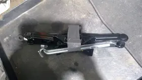 564.mz1223 Mazda Cx-5 2023 Jack 923433 564.mz1223 Mazda Cx-5 2023 Jack 923433