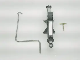 695.mz1o00 Mazda 99-05 Mx-5 Miata Nb Jack And Turn Handle