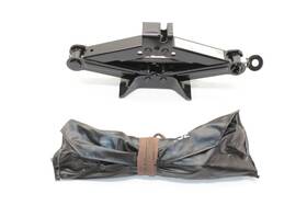 Mazda 695.mz1o12 09-15 Mx-5 Miata Nc Complete Jack And Tool Kit