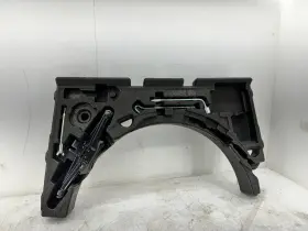 Ksd4-68-8m3 Mazda 22-24 Cx-5 2.5l Awd Rear Jack Tools And Foam Storage Box Kit Oem