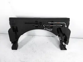 Va40-68-8mx Mazda 2023-2025 Cx-50 3 Tools Scissor Jack With Foam Holder -