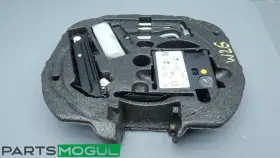 0005810466 Mercedes-benz 05-11 R171 Slk350 Slk280 Emergency Spare Tire Jack Tool Kit Oem
