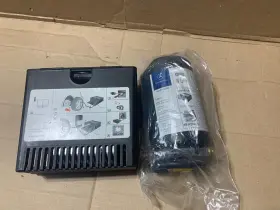 0005831002 Mercedes-benz Chrysler Emergency Air Pump And Tire Sealant Inflator Genuine Oem