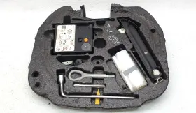 A1716840537 Mercedes-benz 171 684 05 37 Slk350 Emergency Spare Tire Jack Tool 1716840537 2005-2011 Oem
